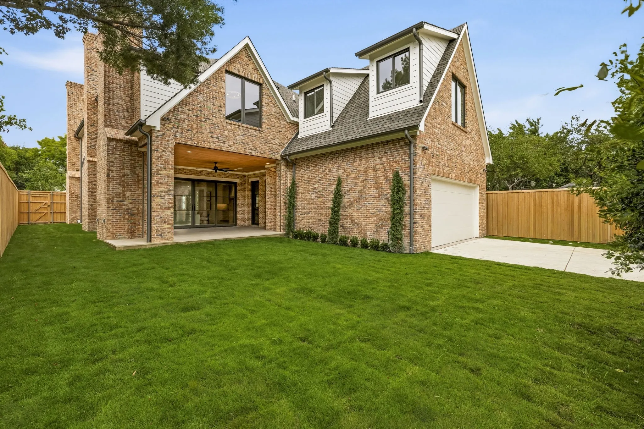Single Family Residence For Sale in Dallas County , 4225 Amherst Avenue, University Park, Texas 75225, 5 Bedroom, 8 Bathroom, 2 Garage spaces, 5,563 Sqft, built in 2026, mls#21337231, Real Estate Agent in University Park, Homes For Sale in Dallas county, Homes For Sale in University Park, Realtor in University Park Texas, Real Estate Brokerage Independent Realty Texas, Luminita Cordes Realtor
