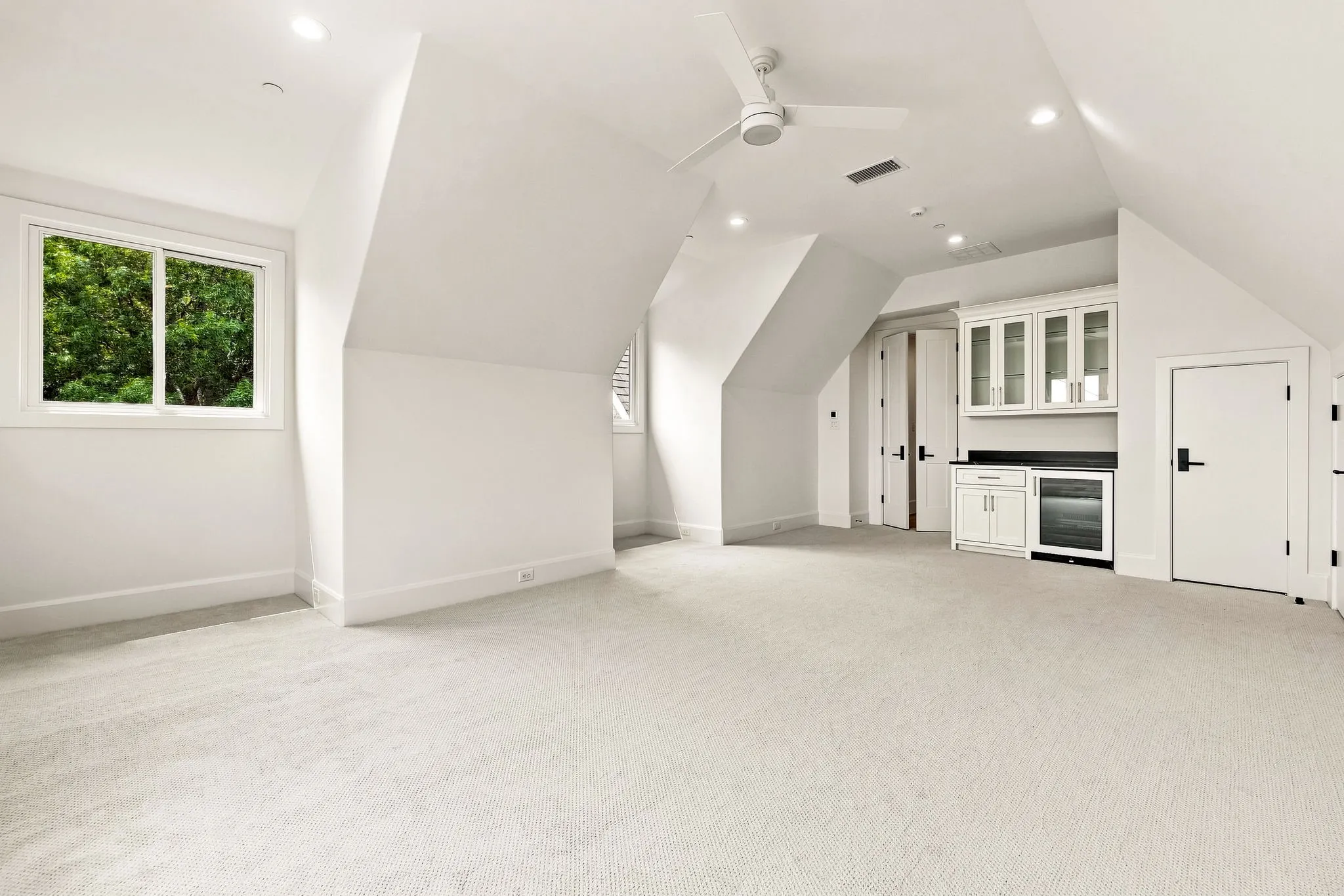 Single Family Residence For Sale in Dallas County , 4225 Amherst Avenue, University Park, Texas 75225, 5 Bedroom, 8 Bathroom, 2 Garage spaces, 5,563 Sqft, built in 2026, mls#21337231, Real Estate Agent in University Park, Homes For Sale in Dallas county, Homes For Sale in University Park, Realtor in University Park Texas, Real Estate Brokerage Independent Realty Texas, Luminita Cordes Realtor
