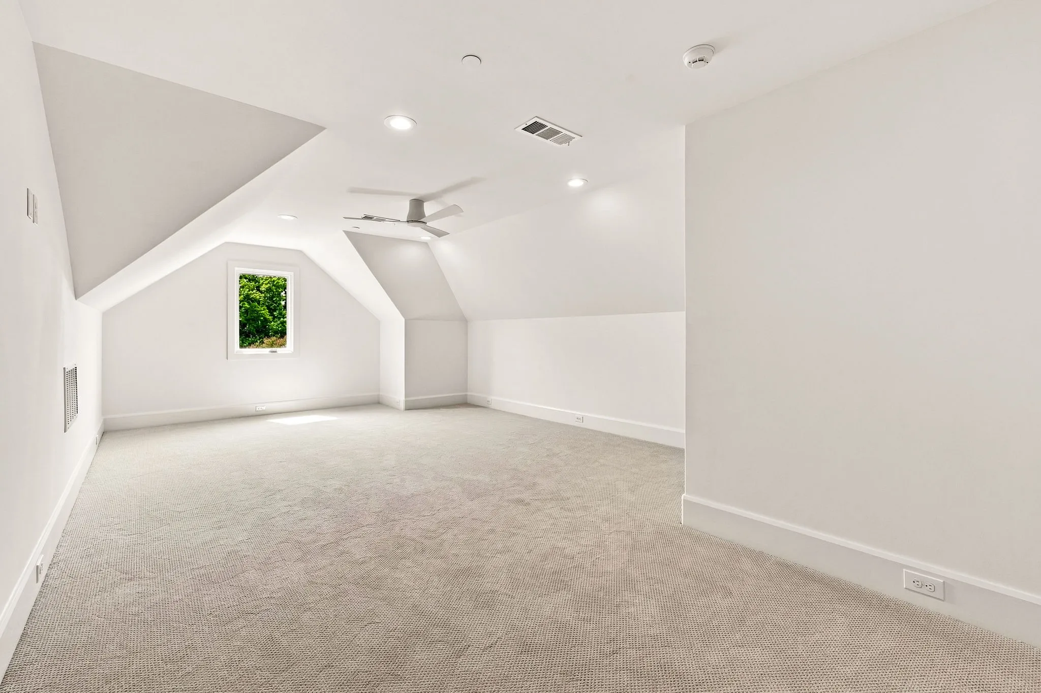 Single Family Residence For Sale in Dallas County , 4225 Amherst Avenue, University Park, Texas 75225, 5 Bedroom, 8 Bathroom, 2 Garage spaces, 5,563 Sqft, built in 2026, mls#21337231, Real Estate Agent in University Park, Homes For Sale in Dallas county, Homes For Sale in University Park, Realtor in University Park Texas, Real Estate Brokerage Independent Realty Texas, Luminita Cordes Realtor