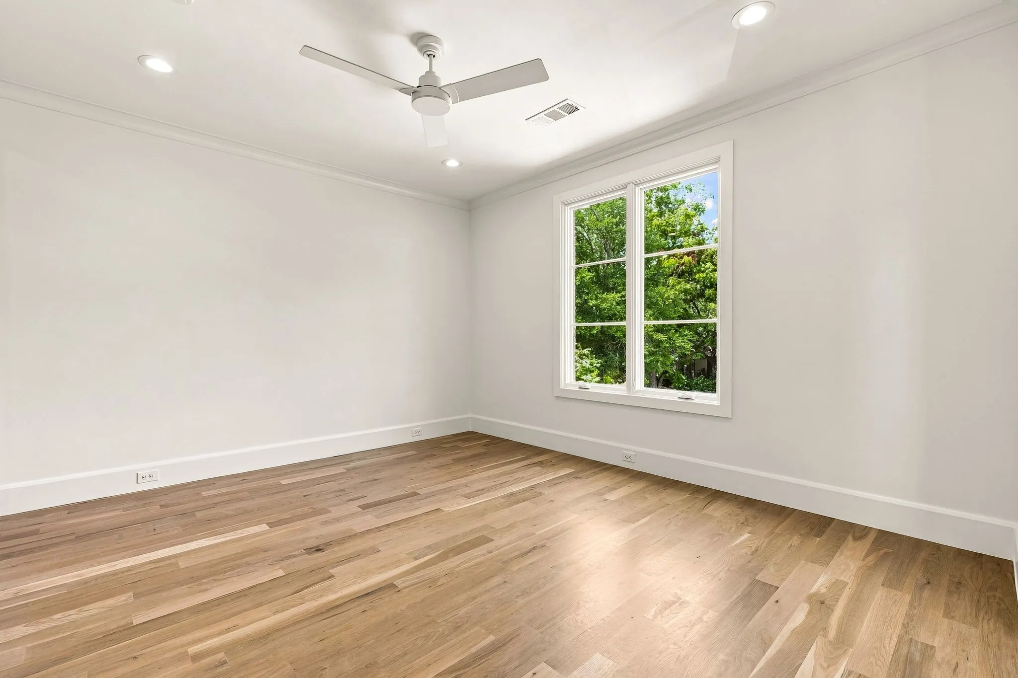 Single Family Residence For Sale in Dallas County , 4225 Amherst Avenue, University Park, Texas 75225, 5 Bedroom, 8 Bathroom, 2 Garage spaces, 5,563 Sqft, built in 2026, mls#21337231, Real Estate Agent in University Park, Homes For Sale in Dallas county, Homes For Sale in University Park, Realtor in University Park Texas, Real Estate Brokerage Independent Realty Texas, Luminita Cordes Realtor