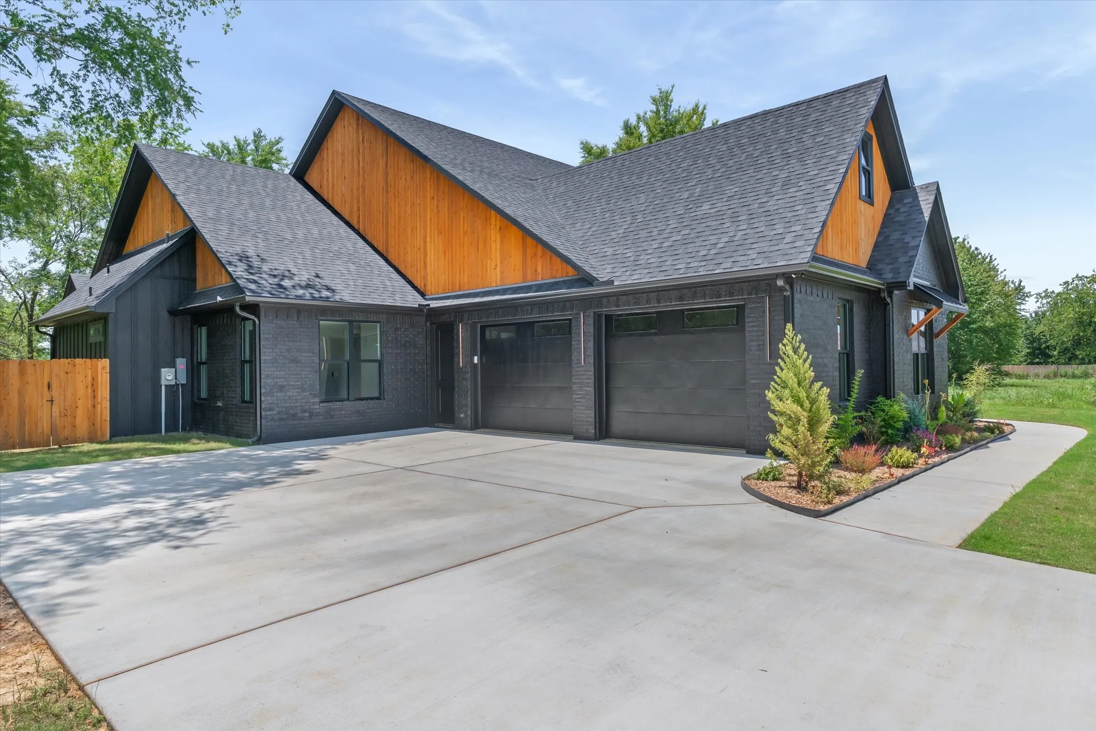 Single Family Residence For Sale in Smith County , 12253 Madison Xing, Bullard, Texas 75757, 4 Bedroom, 4 Bathroom, 2 Garage spaces, 2,736 Sqft, built in 2026, mls#21335458, Real Estate Agent in Bullard, Homes For Sale in Smith county, Homes For Sale in Bullard, Realtor in Bullard Texas, Real Estate Brokerage Independent Realty Texas, Luminita Cordes Realtor