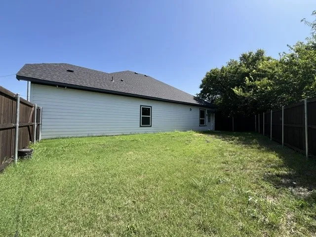 Single Family Residence For Sale in Ellis County , 117 Leatherwood Street, Waxahachie, Texas 75165, 4 Bedroom, 2 Bathroom, 2 Garage spaces, 1,676 Sqft, built in 2025, Price $324,999, mls#21339177, Real Estate Agent in Waxahachie, Homes For Sale in Ellis county, Homes For Sale in Waxahachie, Realtor in Waxahachie Texas, Real Estate Brokerage Independent Realty Texas, Luminita Cordes Realtor