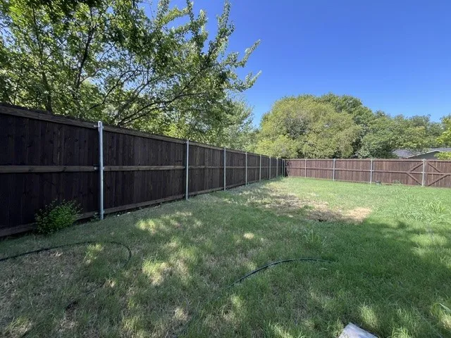 Single Family Residence For Sale in Ellis County , 117 Leatherwood Street, Waxahachie, Texas 75165, 4 Bedroom, 2 Bathroom, 2 Garage spaces, 1,676 Sqft, built in 2025, Price $324,999, mls#21339177, Real Estate Agent in Waxahachie, Homes For Sale in Ellis county, Homes For Sale in Waxahachie, Realtor in Waxahachie Texas, Real Estate Brokerage Independent Realty Texas, Luminita Cordes Realtor