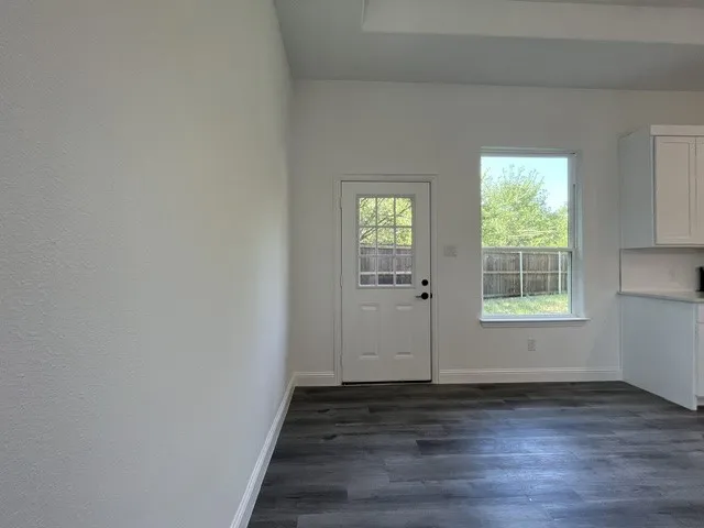 Single Family Residence For Sale in Ellis County , 117 Leatherwood Street, Waxahachie, Texas 75165, 4 Bedroom, 2 Bathroom, 2 Garage spaces, 1,676 Sqft, built in 2025, Price $324,999, mls#21339177, Real Estate Agent in Waxahachie, Homes For Sale in Ellis county, Homes For Sale in Waxahachie, Realtor in Waxahachie Texas, Real Estate Brokerage Independent Realty Texas, Luminita Cordes Realtor