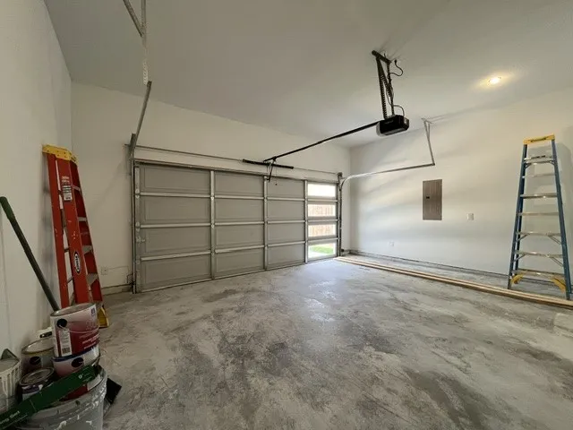 Single Family Residence For Sale in Ellis County , 117 Leatherwood Street, Waxahachie, Texas 75165, 4 Bedroom, 2 Bathroom, 2 Garage spaces, 1,676 Sqft, built in 2025, Price $324,999, mls#21339177, Real Estate Agent in Waxahachie, Homes For Sale in Ellis county, Homes For Sale in Waxahachie, Realtor in Waxahachie Texas, Real Estate Brokerage Independent Realty Texas, Luminita Cordes Realtor