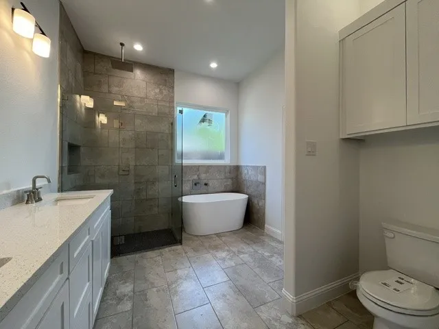 Single Family Residence For Sale in Ellis County , 117 Leatherwood Street, Waxahachie, Texas 75165, 4 Bedroom, 2 Bathroom, 2 Garage spaces, 1,676 Sqft, built in 2025, Price $324,999, mls#21339177, Real Estate Agent in Waxahachie, Homes For Sale in Ellis county, Homes For Sale in Waxahachie, Realtor in Waxahachie Texas, Real Estate Brokerage Independent Realty Texas, Luminita Cordes Realtor