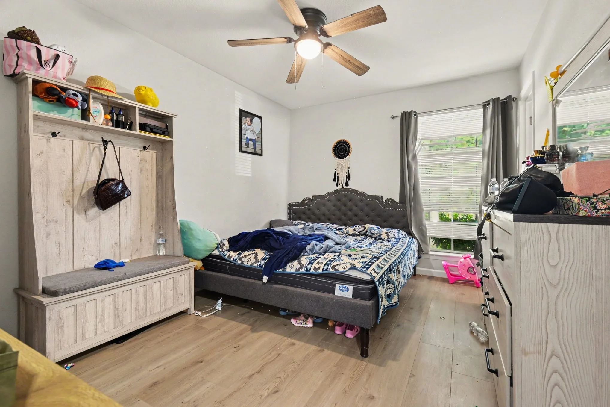 Single Family Residence For Sale in Dallas County , 1809 Homestead Place, Garland, Texas 75044, 3 Bedroom, 2 Bathroom, 1 Garage spaces, 976 Sqft, built in 1970, Price $251,300, mls#21330596, Real Estate Agent in Garland, Homes For Sale in Dallas county, Homes For Sale in Garland, Realtor in Garland Texas, Real Estate Brokerage Independent Realty Texas, Luminita Cordes Realtor