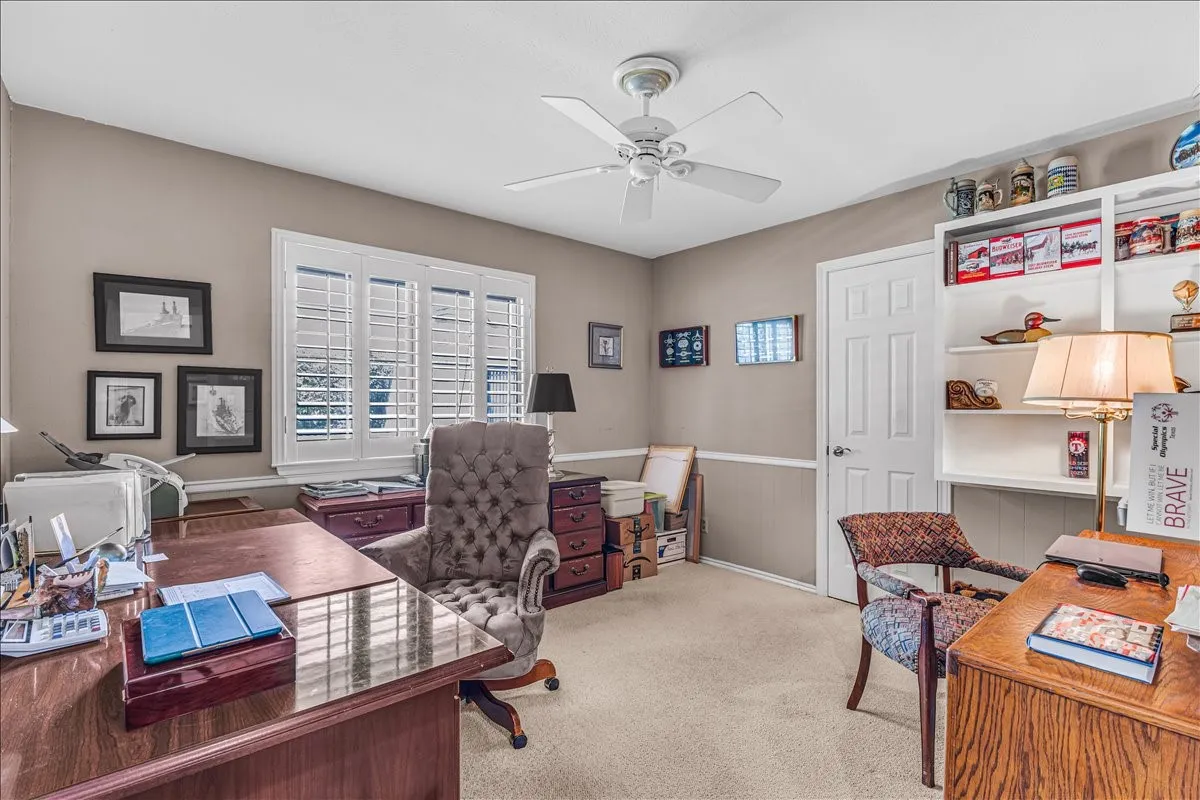 Single Family Residence For Sale in Collin County , 1609 Lake Hill Lane, Plano, Texas 75023, 4 Bedroom, 3 Bathroom, 2 Garage spaces, 3,179 Sqft, built in 1973, mls#21336571, Real Estate Agent in Plano, Homes For Sale in Collin county, Homes For Sale in Plano, Realtor in Plano Texas, Real Estate Brokerage Independent Realty Texas, Luminita Cordes Realtor