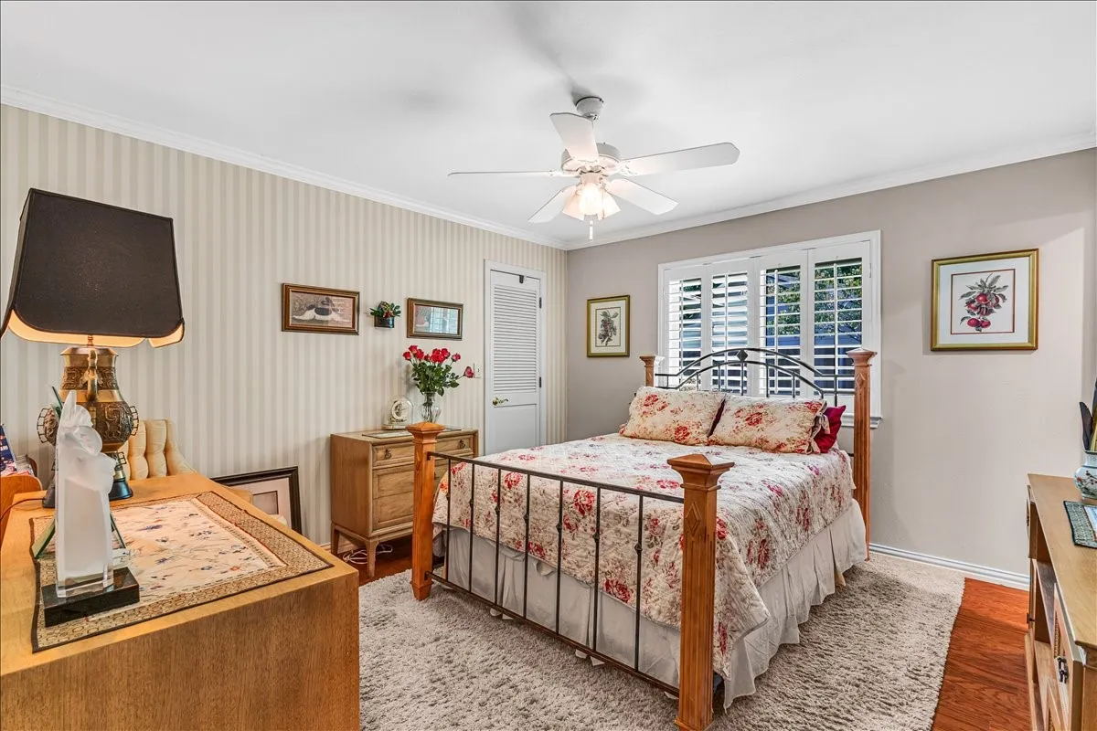 Single Family Residence For Sale in Collin County , 1609 Lake Hill Lane, Plano, Texas 75023, 4 Bedroom, 3 Bathroom, 2 Garage spaces, 3,179 Sqft, built in 1973, mls#21336571, Real Estate Agent in Plano, Homes For Sale in Collin county, Homes For Sale in Plano, Realtor in Plano Texas, Real Estate Brokerage Independent Realty Texas, Luminita Cordes Realtor