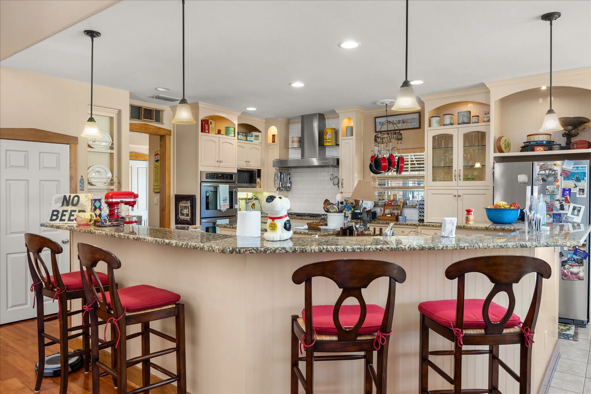 Single Family Residence For Sale in Hood County , 9001 Sawgrass Court, Granbury, Texas 76049, 4 Bedroom, 5 Bathroom, 3 Garage spaces, 3,911 Sqft, built in 2007, mls#21338158, Real Estate Agent in Granbury, Homes For Sale in Hood county, Homes For Sale in Granbury, Realtor in Granbury Texas, Real Estate Brokerage Independent Realty Texas, Luminita Cordes Realtor