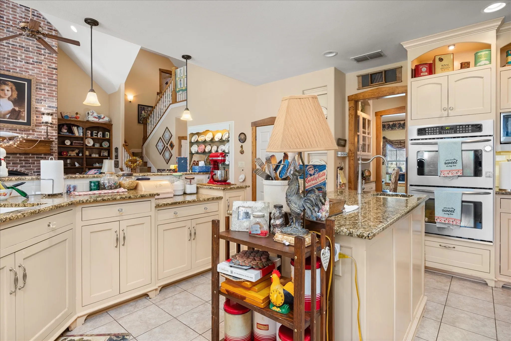 Single Family Residence For Sale in Hood County , 9001 Sawgrass Court, Granbury, Texas 76049, 4 Bedroom, 5 Bathroom, 3 Garage spaces, 3,911 Sqft, built in 2007, mls#21338158, Real Estate Agent in Granbury, Homes For Sale in Hood county, Homes For Sale in Granbury, Realtor in Granbury Texas, Real Estate Brokerage Independent Realty Texas, Luminita Cordes Realtor