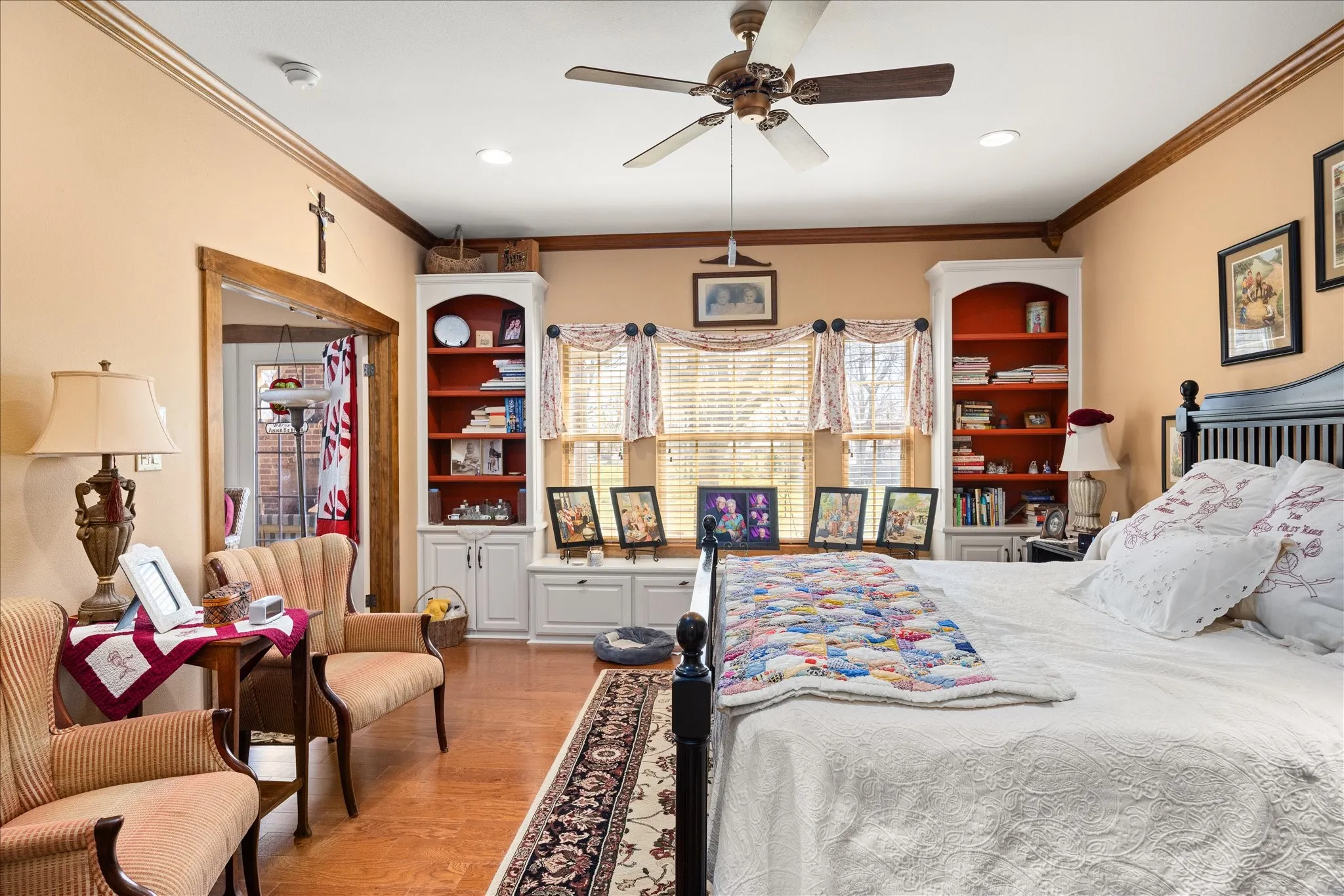 Single Family Residence For Sale in Hood County , 9001 Sawgrass Court, Granbury, Texas 76049, 4 Bedroom, 5 Bathroom, 3 Garage spaces, 3,911 Sqft, built in 2007, mls#21338158, Real Estate Agent in Granbury, Homes For Sale in Hood county, Homes For Sale in Granbury, Realtor in Granbury Texas, Real Estate Brokerage Independent Realty Texas, Luminita Cordes Realtor