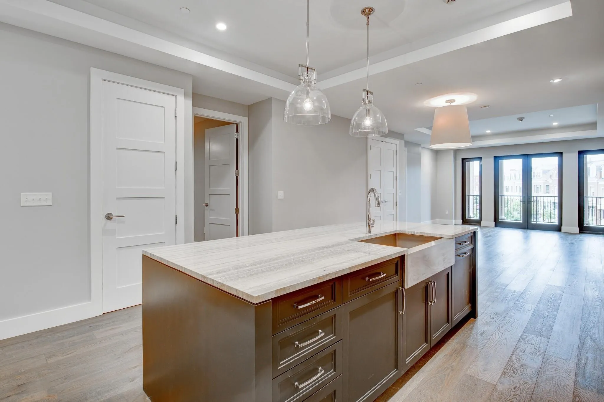 Condominium For Sale in Tarrant County , 350 Central Avenue 307, Southlake, Texas 76092, 2 Bedroom, 2 Bathroom, 2 Garage spaces, 1,729 Sqft, built in 2020, mls#21338534, Real Estate Agent in Southlake, Homes For Sale in Tarrant county, Homes For Sale in Southlake, Realtor in Southlake Texas, Real Estate Brokerage Independent Realty Texas, Luminita Cordes Realtor