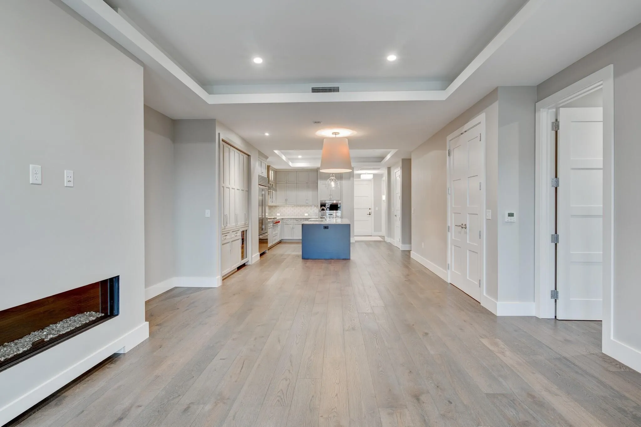 Condominium For Sale in Tarrant County , 350 Central Avenue 307, Southlake, Texas 76092, 2 Bedroom, 2 Bathroom, 2 Garage spaces, 1,729 Sqft, built in 2020, mls#21338534, Real Estate Agent in Southlake, Homes For Sale in Tarrant county, Homes For Sale in Southlake, Realtor in Southlake Texas, Real Estate Brokerage Independent Realty Texas, Luminita Cordes Realtor