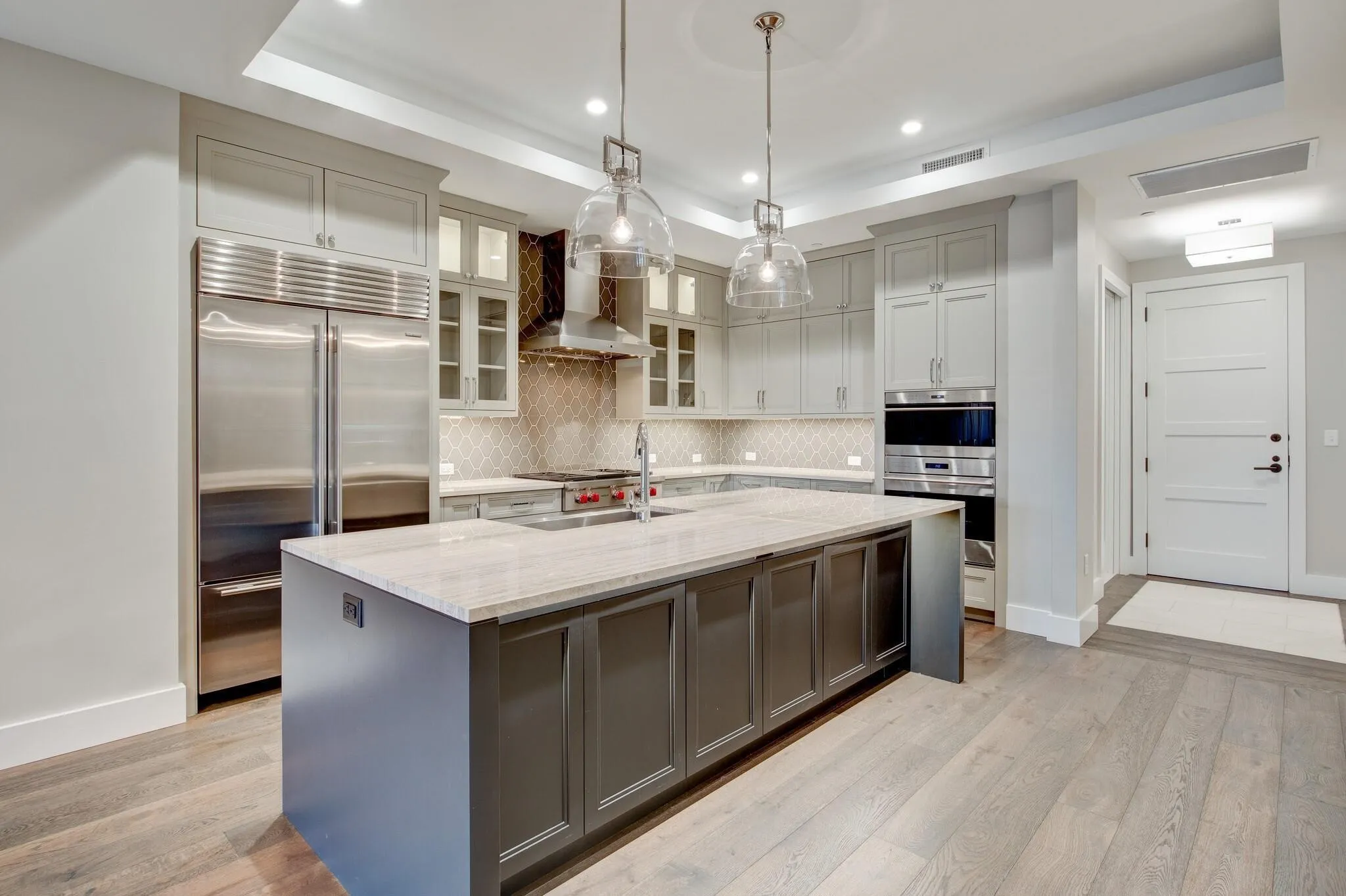 Condominium For Sale in Tarrant County , 350 Central Avenue 307, Southlake, Texas 76092, 2 Bedroom, 2 Bathroom, 2 Garage spaces, 1,729 Sqft, built in 2020, mls#21338534, Real Estate Agent in Southlake, Homes For Sale in Tarrant county, Homes For Sale in Southlake, Realtor in Southlake Texas, Real Estate Brokerage Independent Realty Texas, Luminita Cordes Realtor