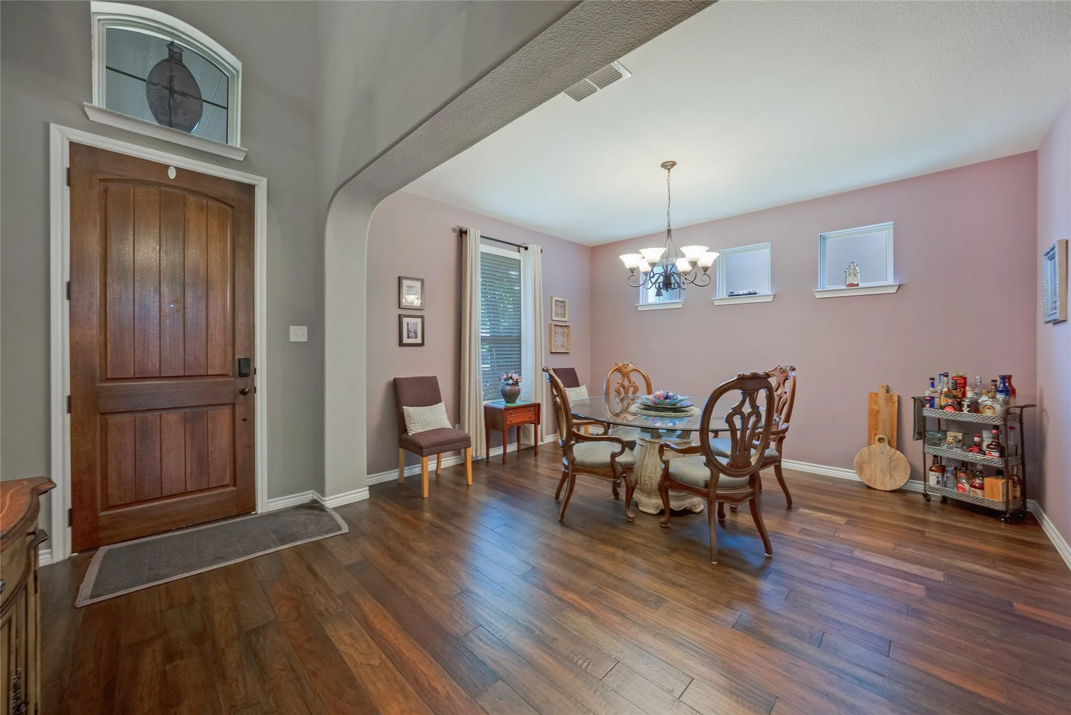 Single Family Residence For Sale in Tarrant County , 8629 Tribute Lane, Fort Worth, Texas 76131, 3 Bedroom, 3 Bathroom, 2 Garage spaces, 2,999 Sqft, built in 2013, mls#21328226, Real Estate Agent in Fort Worth, Homes For Sale in Tarrant county, Homes For Sale in Fort Worth, Realtor in Fort Worth Texas, Real Estate Brokerage Independent Realty Texas, Luminita Cordes Realtor