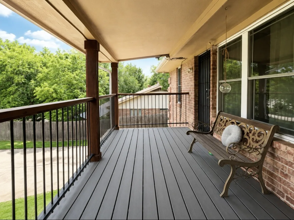 Single Family Residence For Sale in Tarrant County , 1806 Old Oak Drive, Arlington, Texas 76012, 6 Bedroom, 5 Bathroom, 2 Garage spaces, 4,658 Sqft, built in 1999, mls#21337754, Real Estate Agent in Arlington, Homes For Sale in Tarrant county, Homes For Sale in Arlington, Realtor in Arlington Texas, Real Estate Brokerage Independent Realty Texas, Luminita Cordes Realtor