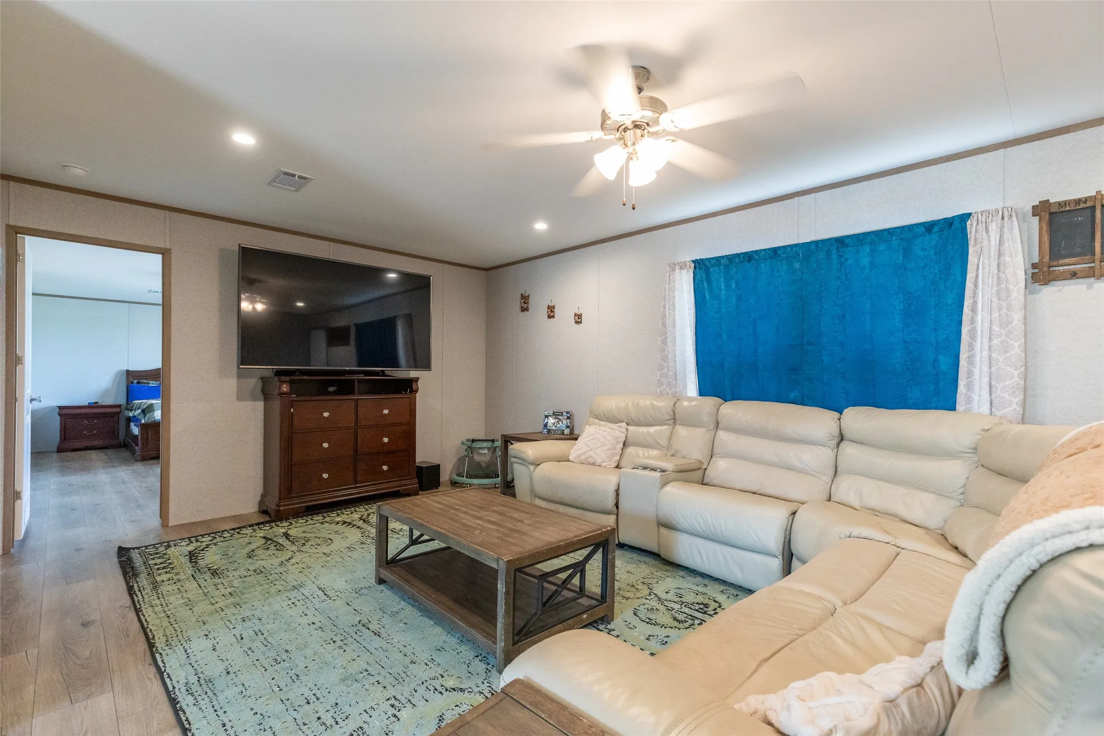 Manufactured Home For Sale in Jones County , 8077 Private Road 4143, Merkel, Texas 79536, 5 Bedroom, 3 Bathroom, Garage spaces, 2,128 Sqft, built in 2025, mls#21339030, Real Estate Agent in Merkel, Homes For Sale in Jones county, Homes For Sale in Merkel, Realtor in Merkel Texas, Real Estate Brokerage Independent Realty Texas, Luminita Cordes Realtor