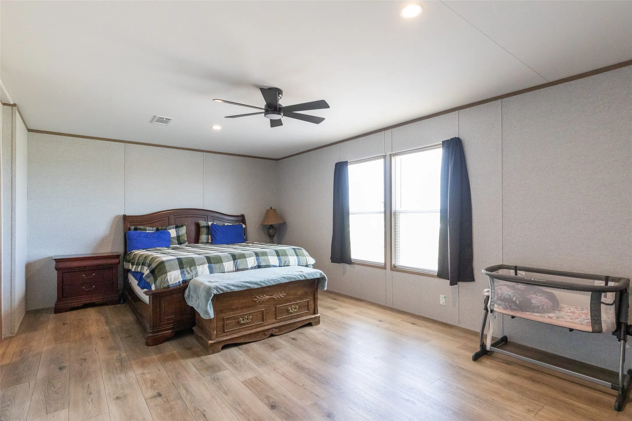 Manufactured Home For Sale in Jones County , 8077 Private Road 4143, Merkel, Texas 79536, 5 Bedroom, 3 Bathroom, Garage spaces, 2,128 Sqft, built in 2025, mls#21339030, Real Estate Agent in Merkel, Homes For Sale in Jones county, Homes For Sale in Merkel, Realtor in Merkel Texas, Real Estate Brokerage Independent Realty Texas, Luminita Cordes Realtor