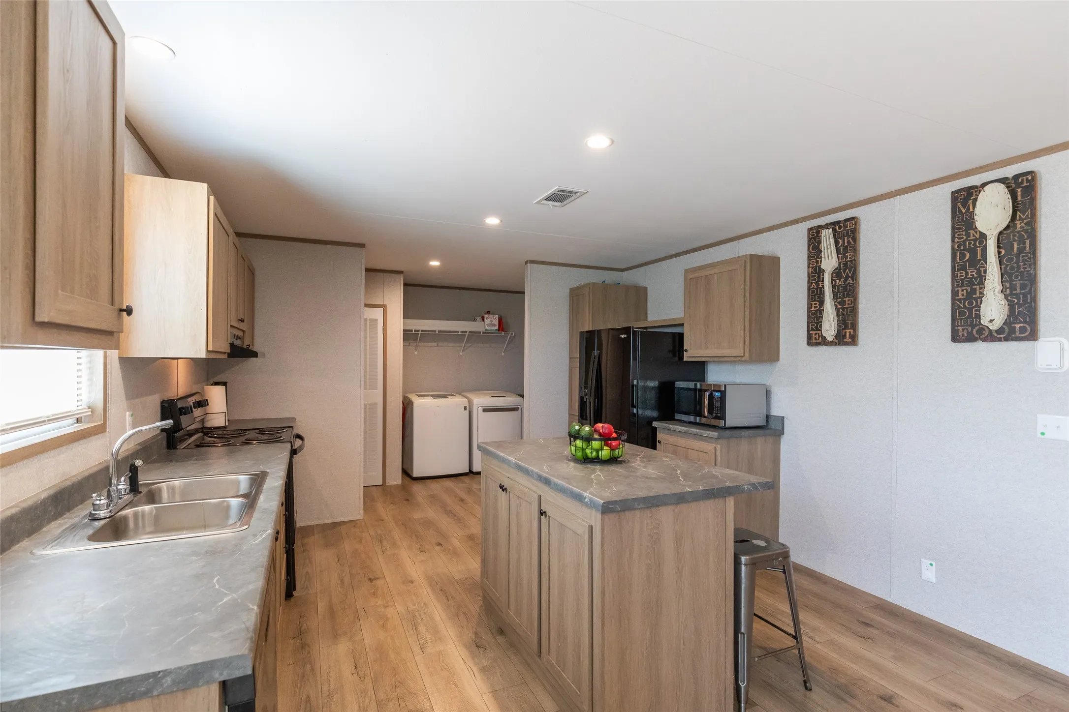 Manufactured Home For Sale in Jones County , 8077 Private Road 4143, Merkel, Texas 79536, 5 Bedroom, 3 Bathroom, Garage spaces, 2,128 Sqft, built in 2025, mls#21339030, Real Estate Agent in Merkel, Homes For Sale in Jones county, Homes For Sale in Merkel, Realtor in Merkel Texas, Real Estate Brokerage Independent Realty Texas, Luminita Cordes Realtor