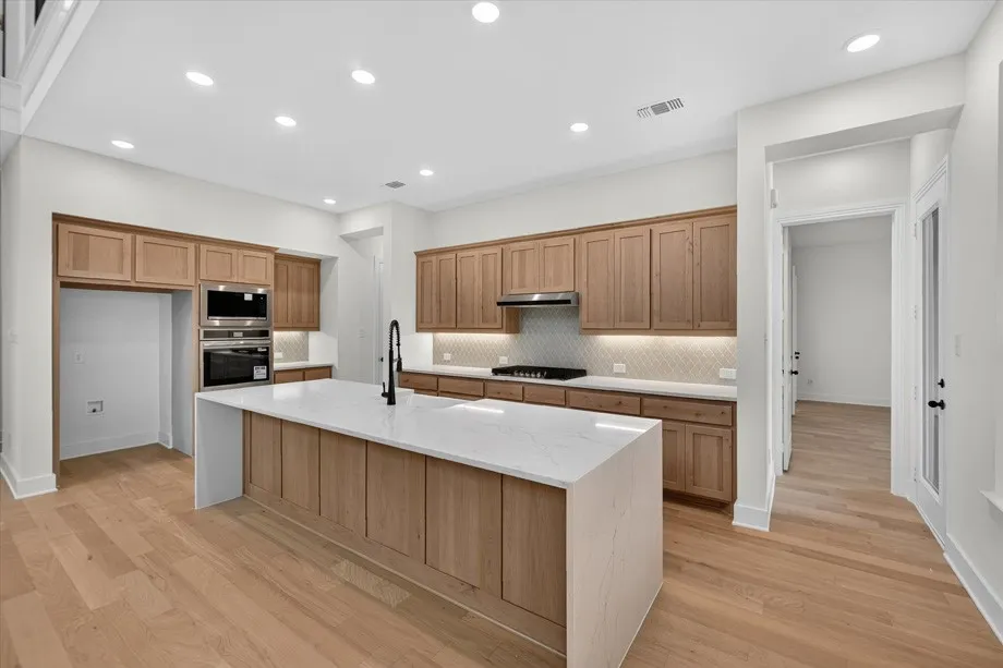 Single Family Residence For Sale in Grayson County , 520 Stallion Lane, Van Alstyne, Texas 75495, 4 Bedroom, 5 Bathroom, 3 Garage spaces, 3,371 Sqft, built in 2026, mls#21339892, Real Estate Agent in Van Alstyne, Homes For Sale in Grayson county, Homes For Sale in Van Alstyne, Realtor in Van Alstyne Texas, Real Estate Brokerage Independent Realty Texas, Luminita Cordes Realtor