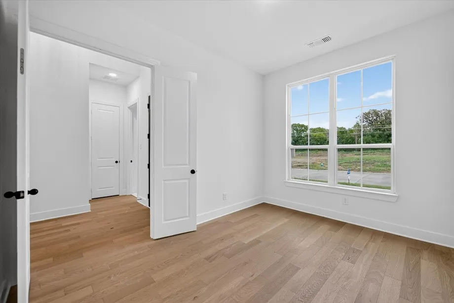 Single Family Residence For Sale in Grayson County , 520 Stallion Lane, Van Alstyne, Texas 75495, 4 Bedroom, 5 Bathroom, 3 Garage spaces, 3,371 Sqft, built in 2026, mls#21339892, Real Estate Agent in Van Alstyne, Homes For Sale in Grayson county, Homes For Sale in Van Alstyne, Realtor in Van Alstyne Texas, Real Estate Brokerage Independent Realty Texas, Luminita Cordes Realtor