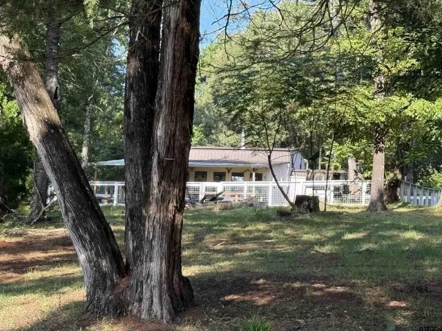 Farm For Sale in Smith County , 21120 Fm 16 W, Lindale, Texas 75771, 1 Bedroom, 1 Bathroom, Garage spaces, 1,000 Sqft, built in 2001, Price $2,795,000, mls#21339920, Real Estate Agent in Lindale, Homes For Sale in Smith county, Homes For Sale in Lindale, Realtor in Lindale Texas, Real Estate Brokerage Independent Realty Texas, Luminita Cordes Realtor