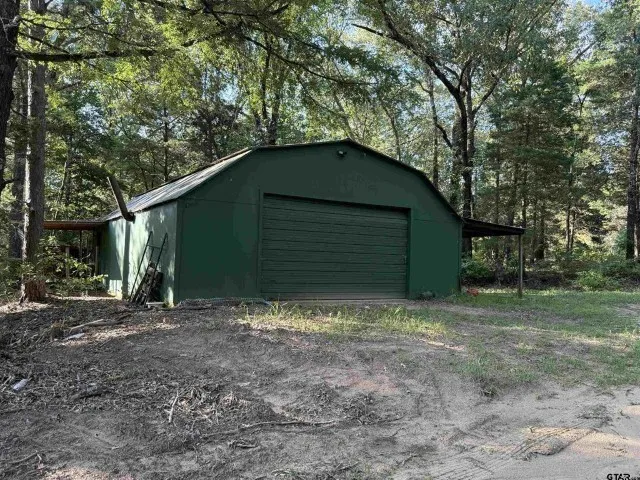 Farm For Sale in Smith County , 21120 Fm 16 W, Lindale, Texas 75771, 1 Bedroom, 1 Bathroom, Garage spaces, 1,000 Sqft, built in 2001, Price $2,795,000, mls#21339920, Real Estate Agent in Lindale, Homes For Sale in Smith county, Homes For Sale in Lindale, Realtor in Lindale Texas, Real Estate Brokerage Independent Realty Texas, Luminita Cordes Realtor