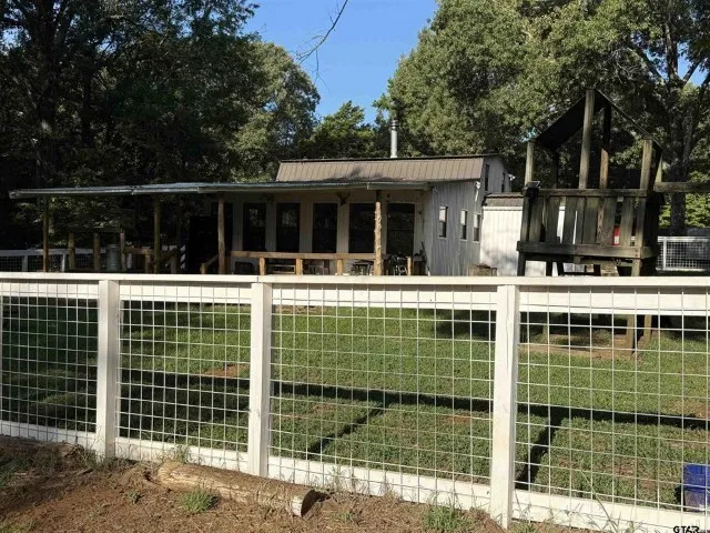 Farm For Sale in Smith County , 21120 Fm 16 W, Lindale, Texas 75771, 1 Bedroom, 1 Bathroom, Garage spaces, 1,000 Sqft, built in 2001, Price $2,795,000, mls#21339920, Real Estate Agent in Lindale, Homes For Sale in Smith county, Homes For Sale in Lindale, Realtor in Lindale Texas, Real Estate Brokerage Independent Realty Texas, Luminita Cordes Realtor