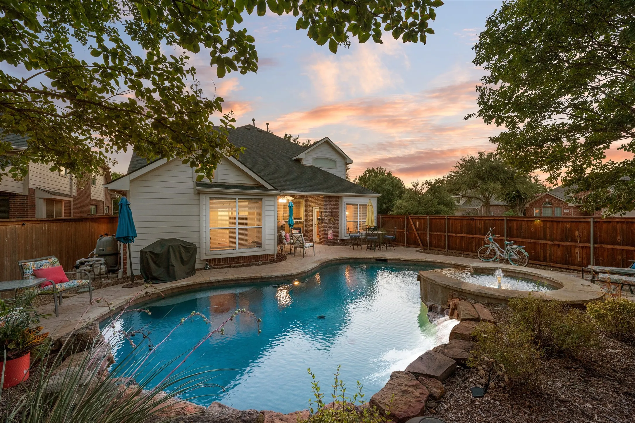 Your HOA provides front and side yard maintenance.