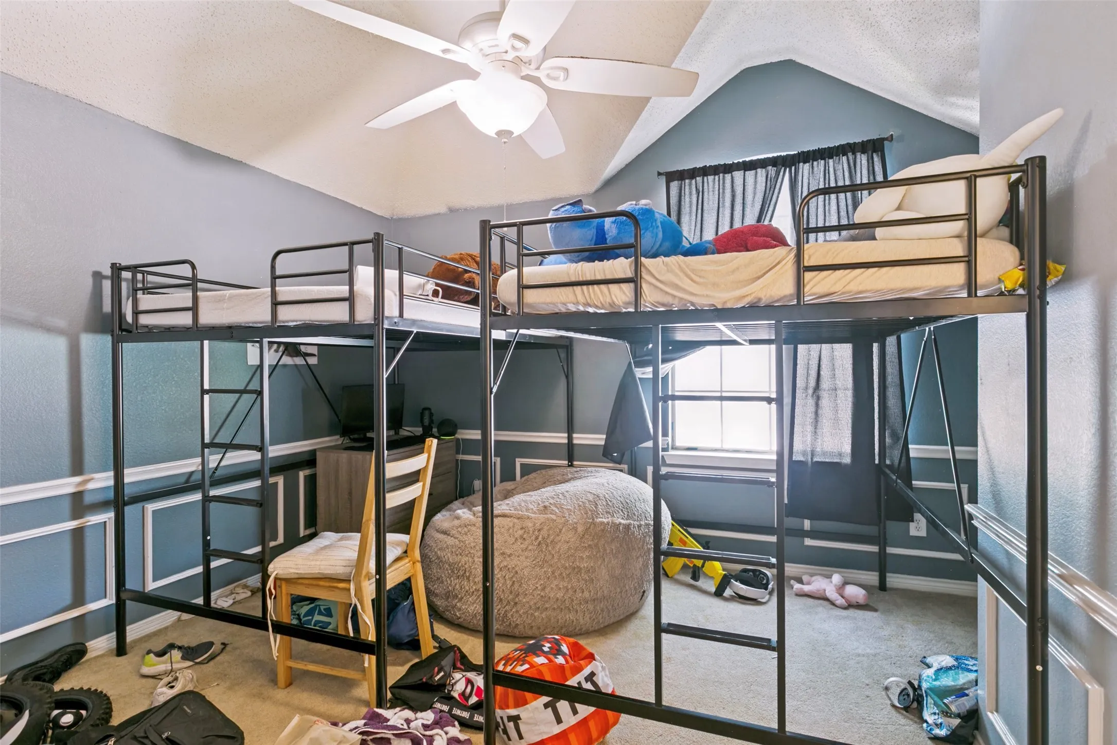 Single Family Residence For Sale in Tarrant County , 2616 Wickersham Court, Grapevine, Texas 76051, 5 Bedroom, 3 Bathroom, 2 Garage spaces, 2,791 Sqft, built in 1992, mls#21337641, Real Estate Agent in Grapevine, Homes For Sale in Tarrant county, Homes For Sale in Grapevine, Realtor in Grapevine Texas, Real Estate Brokerage Independent Realty Texas, Luminita Cordes Realtor
