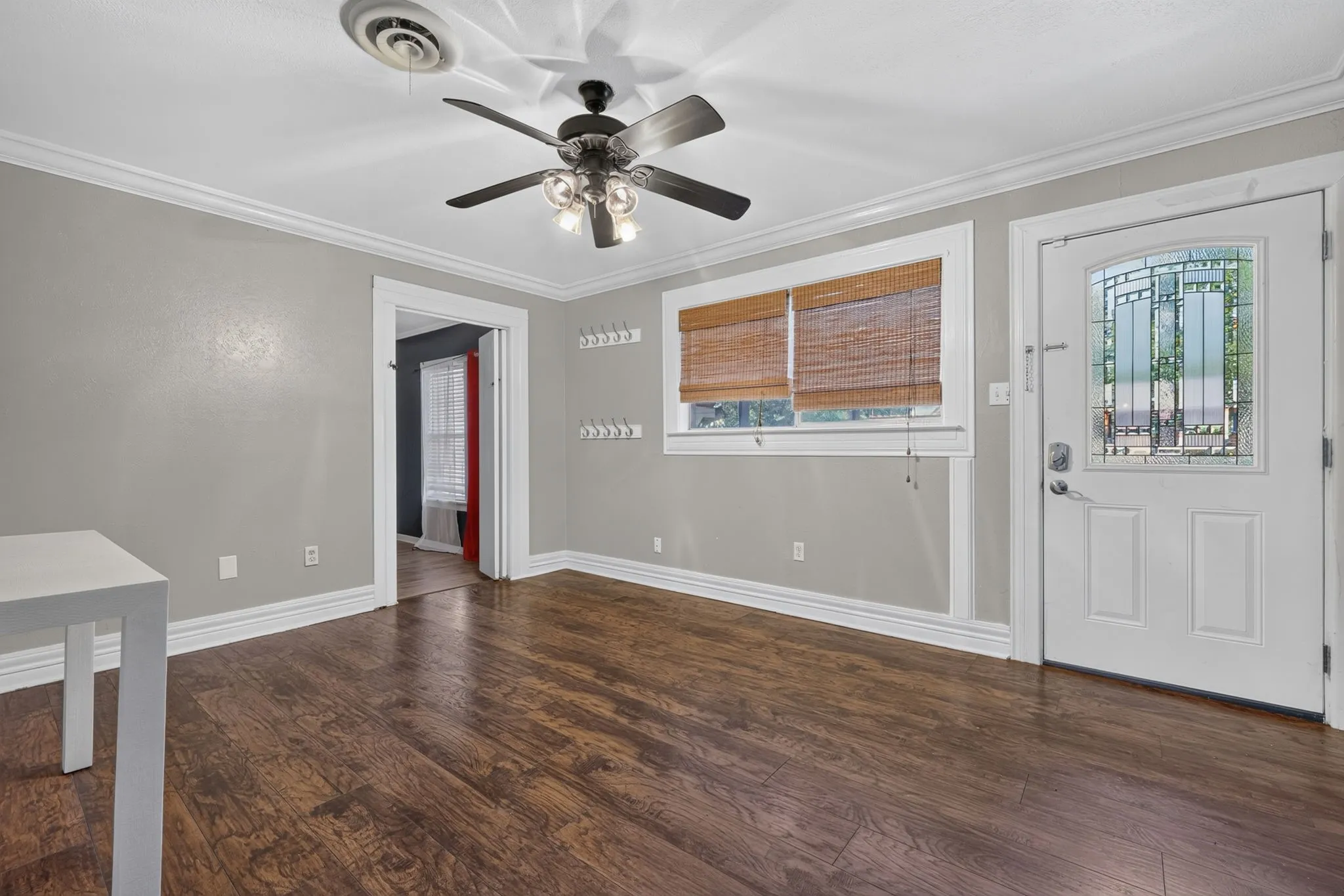 Single Family Residence For Sale in Palo Pinto County , 1702 SE 22nd Avenue, Mineral Wells, Texas 76067, 4 Bedroom, 2 Bathroom, Garage spaces, 2,498 Sqft, built in 1962, mls#21336683, Real Estate Agent in Mineral Wells, Homes For Sale in Palo Pinto county, Homes For Sale in Mineral Wells, Realtor in Mineral Wells Texas, Real Estate Brokerage Independent Realty Texas, Luminita Cordes Realtor