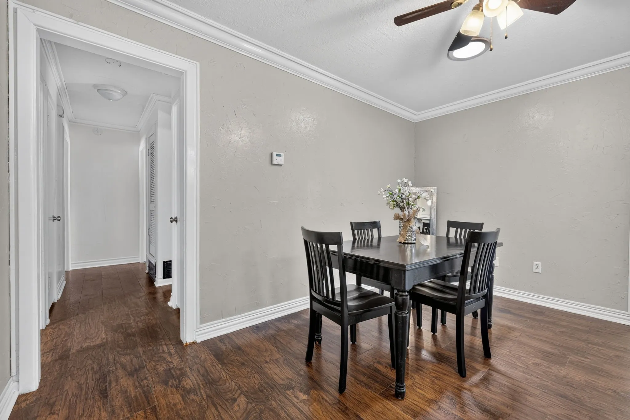 Single Family Residence For Sale in Palo Pinto County , 1702 SE 22nd Avenue, Mineral Wells, Texas 76067, 4 Bedroom, 2 Bathroom, Garage spaces, 2,498 Sqft, built in 1962, mls#21336683, Real Estate Agent in Mineral Wells, Homes For Sale in Palo Pinto county, Homes For Sale in Mineral Wells, Realtor in Mineral Wells Texas, Real Estate Brokerage Independent Realty Texas, Luminita Cordes Realtor