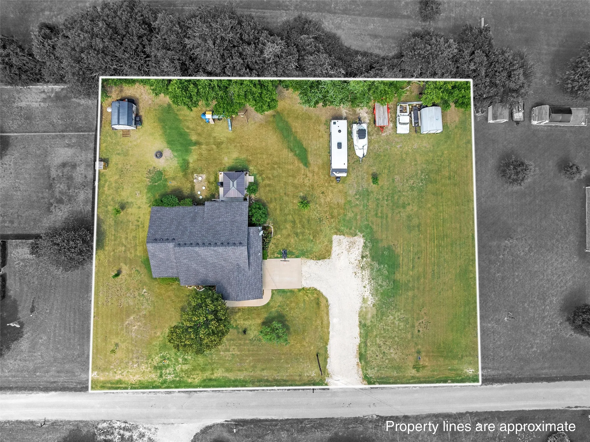 Single Family Residence For Sale in Mc Lennan County , 101 Brown Drive, Eddy, Texas 76524, 4 Bedroom, 2 Bathroom, Garage spaces, 1,930 Sqft, built in 2002, mls#21339072, Real Estate Agent in Eddy, Homes For Sale in Mc Lennan county, Homes For Sale in Eddy, Realtor in Eddy Texas, Real Estate Brokerage Independent Realty Texas, Luminita Cordes Realtor