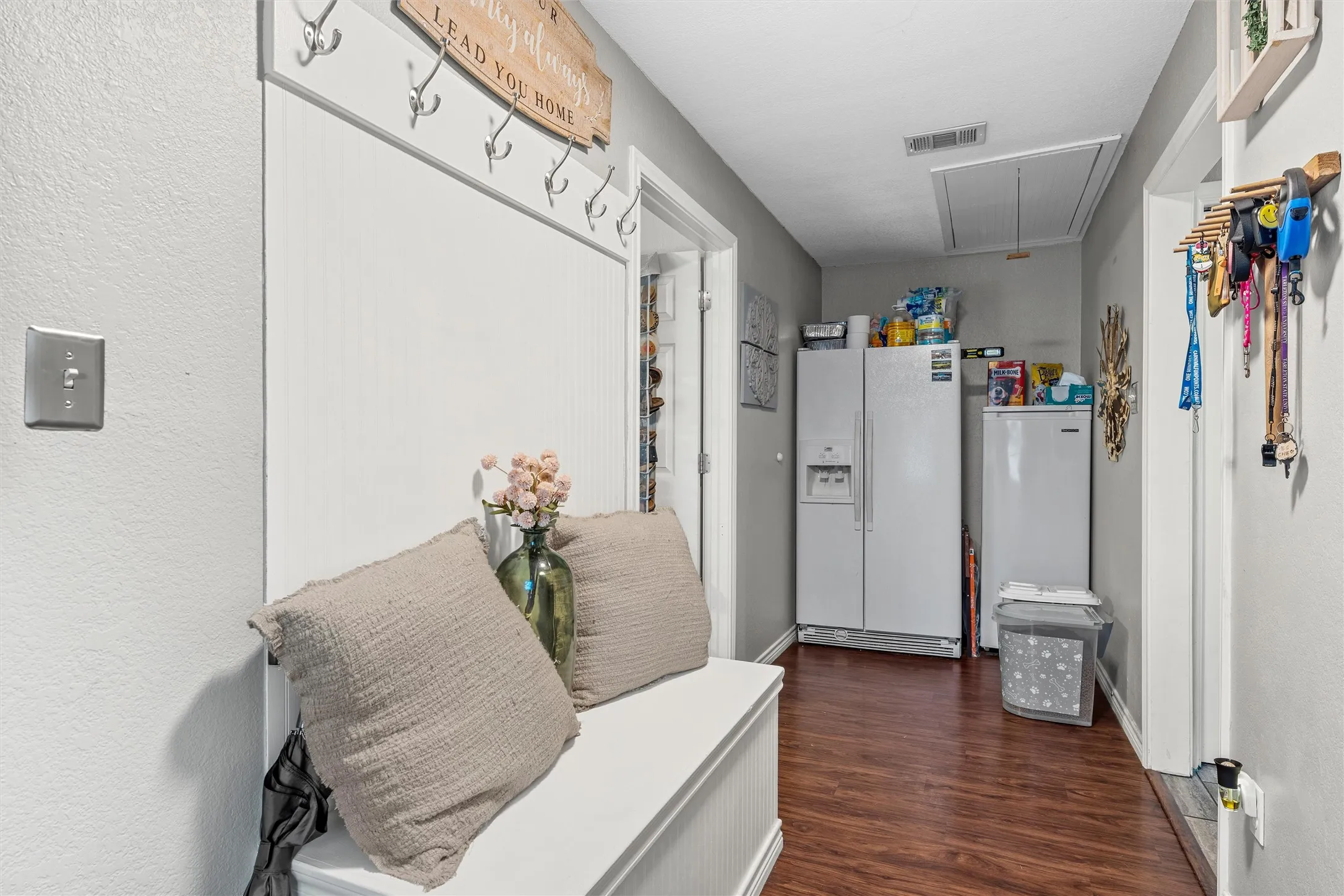 Single Family Residence For Sale in Mc Lennan County , 101 Brown Drive, Eddy, Texas 76524, 4 Bedroom, 2 Bathroom, Garage spaces, 1,930 Sqft, built in 2002, mls#21339072, Real Estate Agent in Eddy, Homes For Sale in Mc Lennan county, Homes For Sale in Eddy, Realtor in Eddy Texas, Real Estate Brokerage Independent Realty Texas, Luminita Cordes Realtor