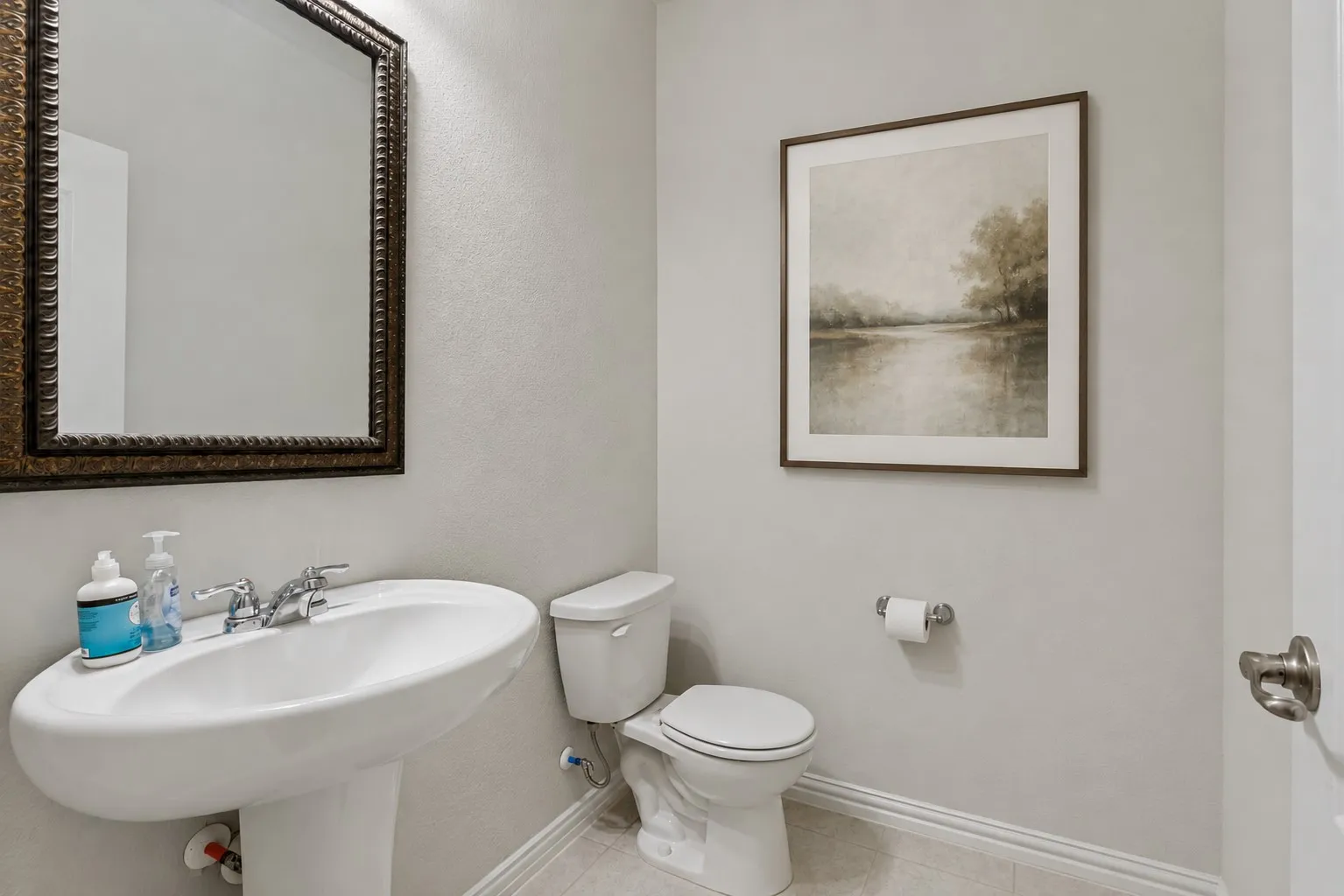 1st floor half bathroom
