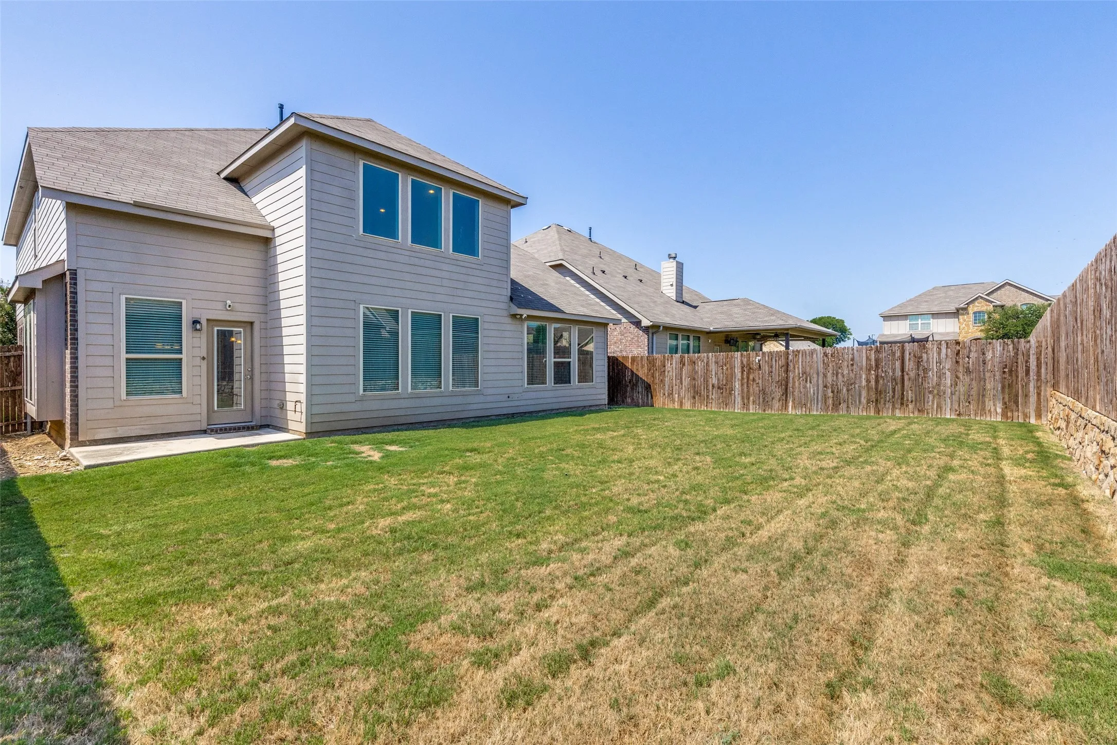 Single Family Residence For Sale in Denton County , 2405 Whispering Pines Drive, Fort Worth, Texas 76177, 3 Bedroom, 3 Bathroom, 2 Garage spaces, 2,634 Sqft, built in 2017, mls#21337843, Real Estate Agent in Fort Worth, Homes For Sale in Denton county, Homes For Sale in Fort Worth, Realtor in Fort Worth Texas, Real Estate Brokerage Independent Realty Texas, Luminita Cordes Realtor