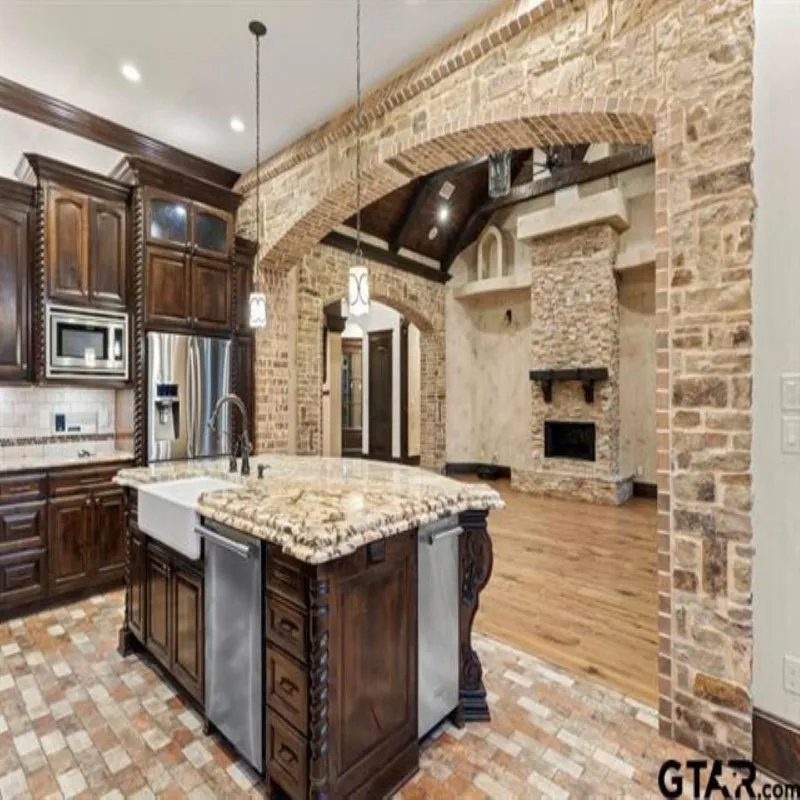 Single Family Residence For Sale in Smith County , 11378 State Highway 110 N, Tyler, Texas 75704, 4 Bedrooms, 5 Bathrooms, 2 Garage spaces, 3,552 Sqft, built in 2015, Price $1,100,000, mls#21339960, Real Estate Agent in Tyler, Homes For Sale in Smith county, Homes For Sale in Tyler, Realtor in Tyler Texas, Real Estate Brokerage Independent Realty Texas, Luminita Cordes Realtor