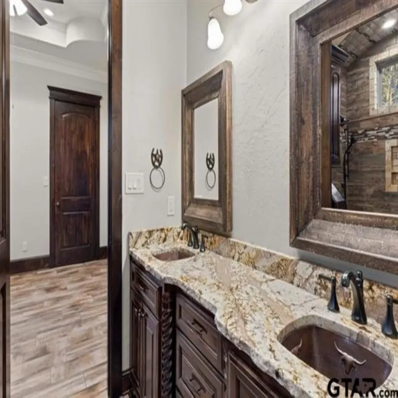 Single Family Residence For Sale in Smith County , 11378 State Highway 110 N, Tyler, Texas 75704, 4 Bedrooms, 5 Bathrooms, 2 Garage spaces, 3,552 Sqft, built in 2015, Price $1,100,000, mls#21339960, Real Estate Agent in Tyler, Homes For Sale in Smith county, Homes For Sale in Tyler, Realtor in Tyler Texas, Real Estate Brokerage Independent Realty Texas, Luminita Cordes Realtor