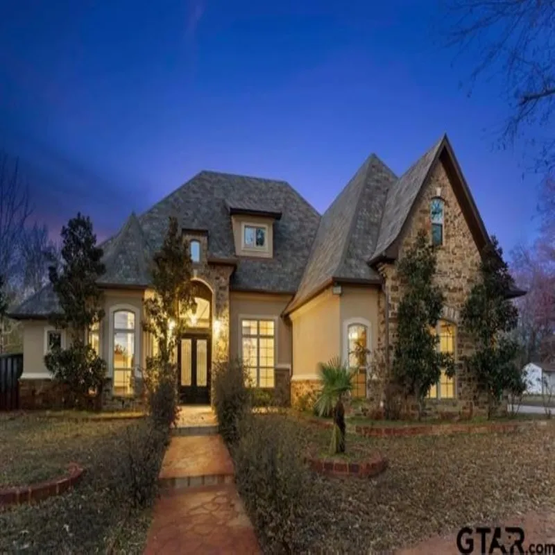 Single Family Residence For Sale in Smith County , 11378 State Highway 110 N, Tyler, Texas 75704, 4 Bedrooms, 5 Bathrooms, 2 Garage spaces, 3,552 Sqft, built in 2015, Price $1,100,000, mls#21339960, Real Estate Agent in Tyler, Homes For Sale in Smith county, Homes For Sale in Tyler, Realtor in Tyler Texas, Real Estate Brokerage Independent Realty Texas, Luminita Cordes Realtor