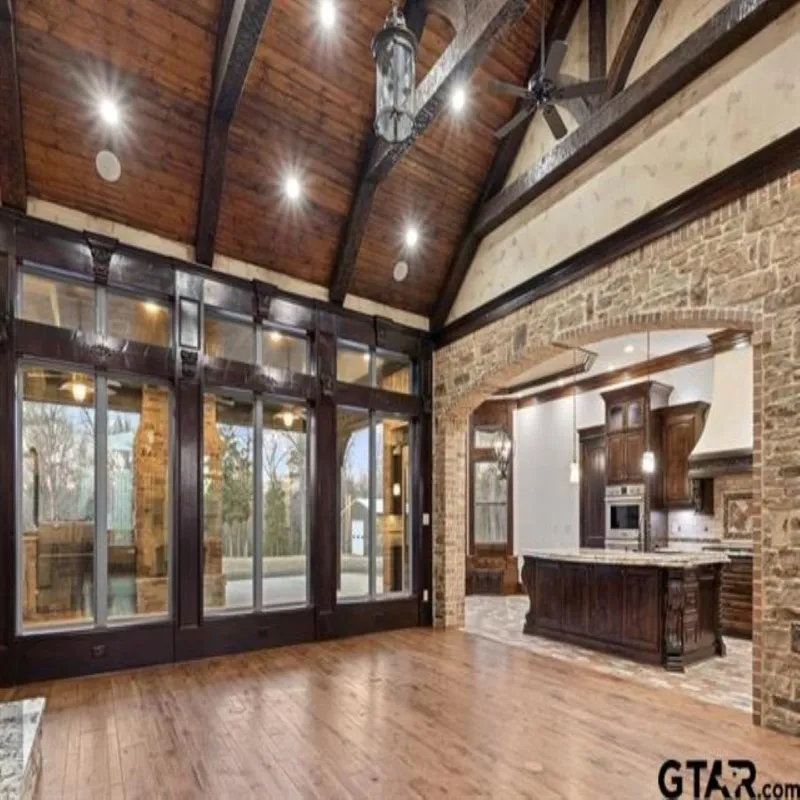 Single Family Residence For Sale in Smith County , 11378 State Highway 110 N, Tyler, Texas 75704, 4 Bedrooms, 5 Bathrooms, 2 Garage spaces, 3,552 Sqft, built in 2015, Price $1,100,000, mls#21339960, Real Estate Agent in Tyler, Homes For Sale in Smith county, Homes For Sale in Tyler, Realtor in Tyler Texas, Real Estate Brokerage Independent Realty Texas, Luminita Cordes Realtor