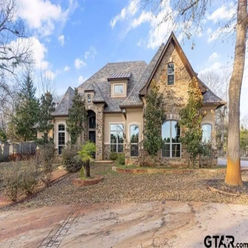 Single Family Residence For Sale in Smith County , 11378 State Highway 110 N, Tyler, Texas 75704, 4 Bedrooms, 5 Bathrooms, 2 Garage spaces, 3,552 Sqft, built in 2015, Price $1,100,000, mls#21339960, Real Estate Agent in Tyler, Homes For Sale in Smith county, Homes For Sale in Tyler, Realtor in Tyler Texas, Real Estate Brokerage Independent Realty Texas, Luminita Cordes Realtor