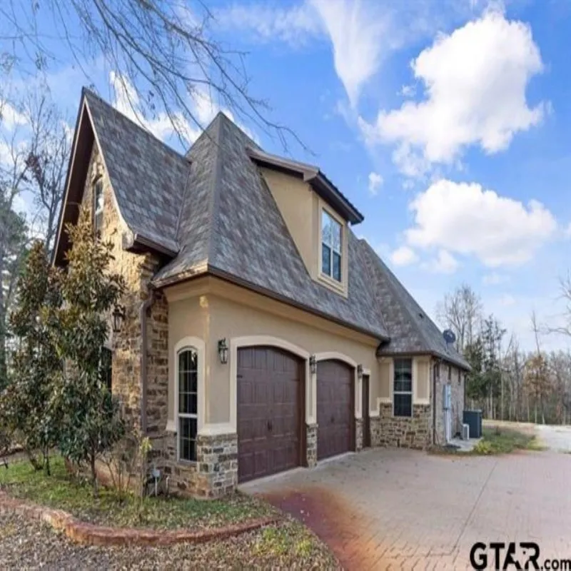 Single Family Residence For Sale in Smith County , 11378 State Highway 110 N, Tyler, Texas 75704, 4 Bedrooms, 5 Bathrooms, 2 Garage spaces, 3,552 Sqft, built in 2015, Price $1,100,000, mls#21339960, Real Estate Agent in Tyler, Homes For Sale in Smith county, Homes For Sale in Tyler, Realtor in Tyler Texas, Real Estate Brokerage Independent Realty Texas, Luminita Cordes Realtor