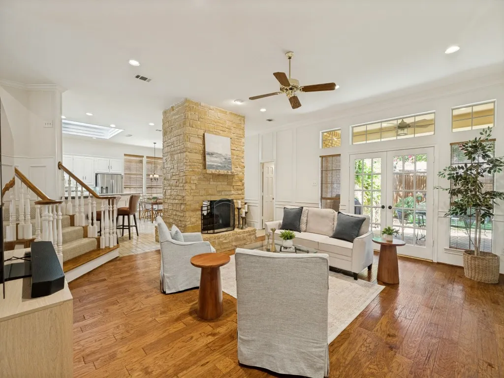 Single Family Residence For Sale in Collin County , 3525 Gary Drive, Plano, Texas 75023, 5 Bedroom, 5 Bathroom, 3 Garage spaces, 4,029 Sqft, built in 1986, mls#21284925, Real Estate Agent in Plano, Homes For Sale in Collin county, Homes For Sale in Plano, Realtor in Plano Texas, Real Estate Brokerage Independent Realty Texas, Luminita Cordes Realtor