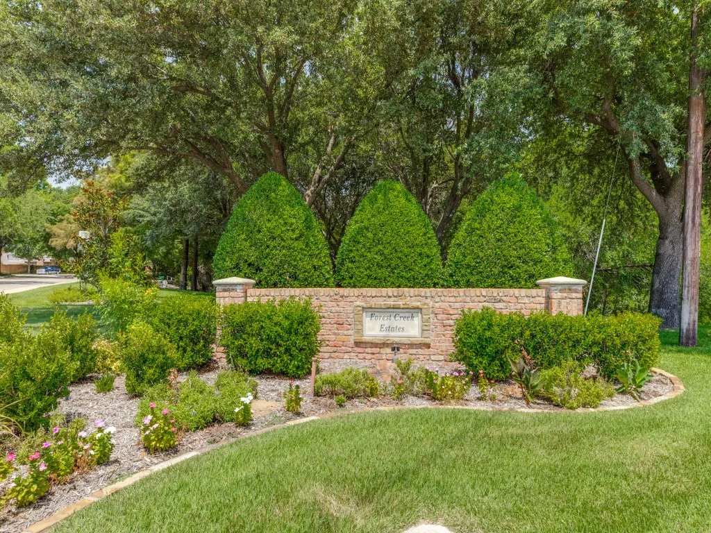 Single Family Residence For Sale in Collin County , 3525 Gary Drive, Plano, Texas 75023, 5 Bedroom, 5 Bathroom, 3 Garage spaces, 4,029 Sqft, built in 1986, mls#21284925, Real Estate Agent in Plano, Homes For Sale in Collin county, Homes For Sale in Plano, Realtor in Plano Texas, Real Estate Brokerage Independent Realty Texas, Luminita Cordes Realtor