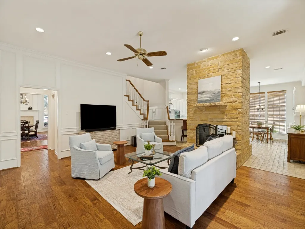 Single Family Residence For Sale in Collin County , 3525 Gary Drive, Plano, Texas 75023, 5 Bedroom, 5 Bathroom, 3 Garage spaces, 4,029 Sqft, built in 1986, mls#21284925, Real Estate Agent in Plano, Homes For Sale in Collin county, Homes For Sale in Plano, Realtor in Plano Texas, Real Estate Brokerage Independent Realty Texas, Luminita Cordes Realtor