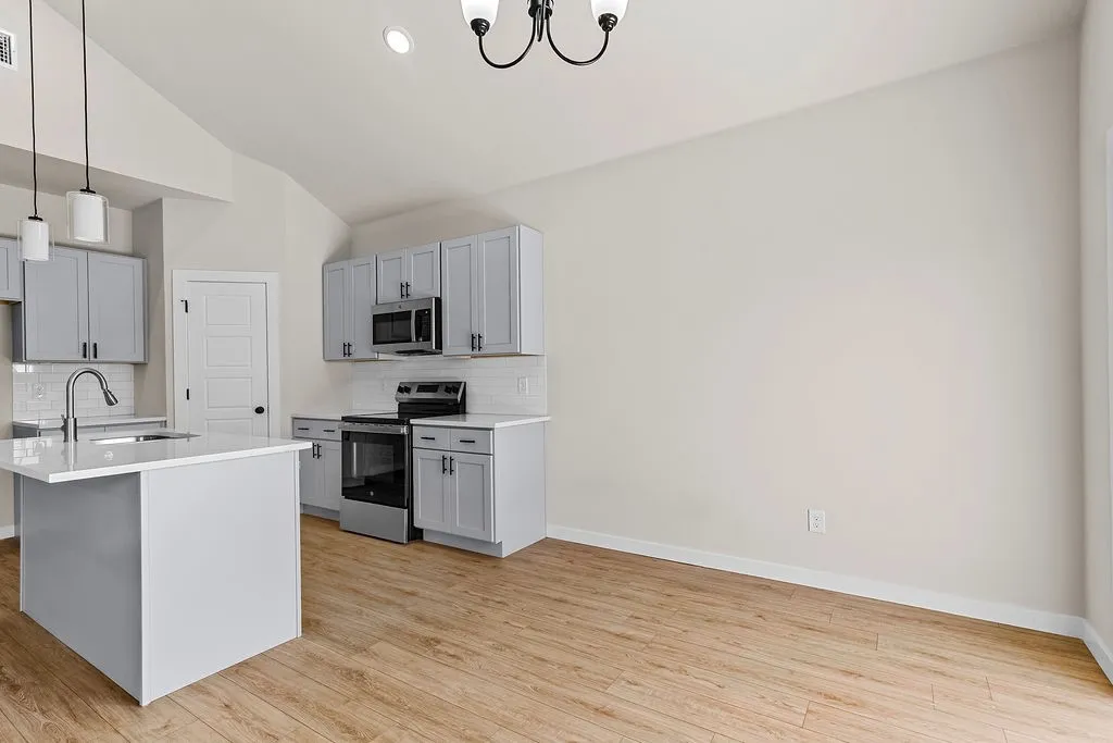 Single Family Residence For Sale in Tarrant County , 213 Marble Creek Drive, Fort Worth, Texas 76131, 4 Bedroom, 2 Bathroom, 2 Garage spaces, 1,659 Sqft, built in 2026, mls#21339985, Real Estate Agent in Fort Worth, Homes For Sale in Tarrant county, Homes For Sale in Fort Worth, Realtor in Fort Worth Texas, Real Estate Brokerage Independent Realty Texas, Luminita Cordes Realtor