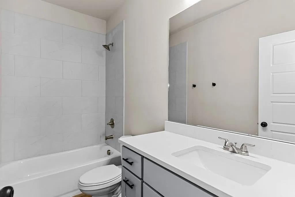 Single Family Residence For Sale in Tarrant County , 213 Marble Creek Drive, Fort Worth, Texas 76131, 4 Bedroom, 2 Bathroom, 2 Garage spaces, 1,659 Sqft, built in 2026, mls#21339985, Real Estate Agent in Fort Worth, Homes For Sale in Tarrant county, Homes For Sale in Fort Worth, Realtor in Fort Worth Texas, Real Estate Brokerage Independent Realty Texas, Luminita Cordes Realtor