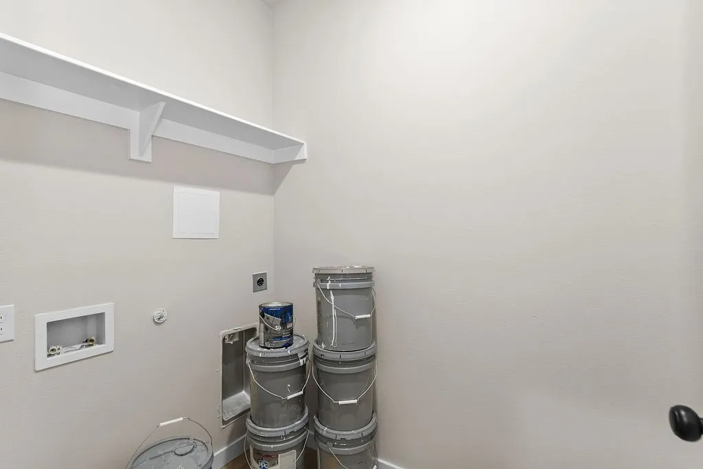 Single Family Residence For Sale in Tarrant County , 213 Marble Creek Drive, Fort Worth, Texas 76131, 4 Bedroom, 2 Bathroom, 2 Garage spaces, 1,659 Sqft, built in 2026, mls#21339985, Real Estate Agent in Fort Worth, Homes For Sale in Tarrant county, Homes For Sale in Fort Worth, Realtor in Fort Worth Texas, Real Estate Brokerage Independent Realty Texas, Luminita Cordes Realtor