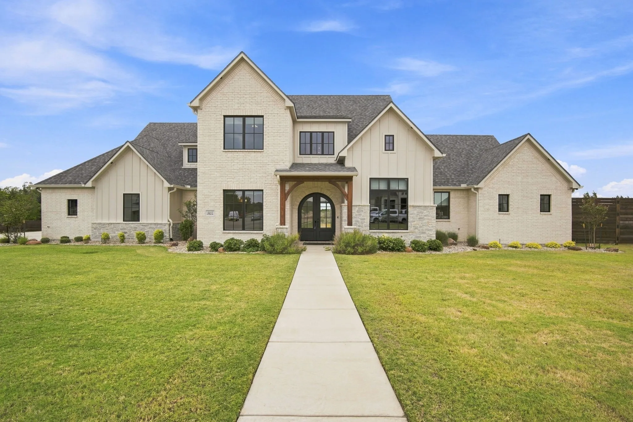 Single Family Residence For Sale in Ellis County , 4411 Tea Olive Trail, Midlothian, Texas 76065, 4 Bedroom, 4 Bathroom, 3 Garage spaces, 3,569 Sqft, built in 2024, mls#21339467, Real Estate Agent in Midlothian, Homes For Sale in Ellis county, Homes For Sale in Midlothian, Realtor in Midlothian Texas, Real Estate Brokerage Independent Realty Texas, Luminita Cordes Realtor